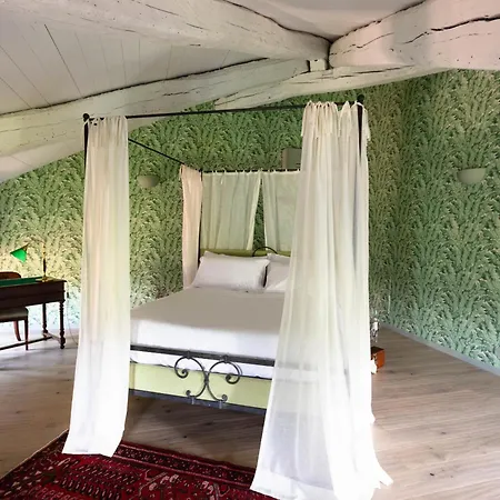 Villa Pampucet, In Monferrato Colcavagno