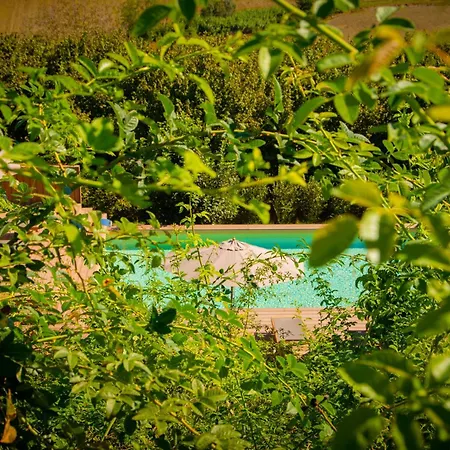 Pampucet, In Monferrato Villa *