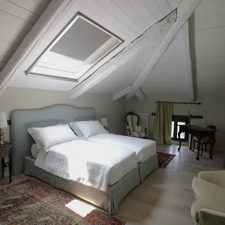 Pampucet, In Monferrato Villa Colcavagno