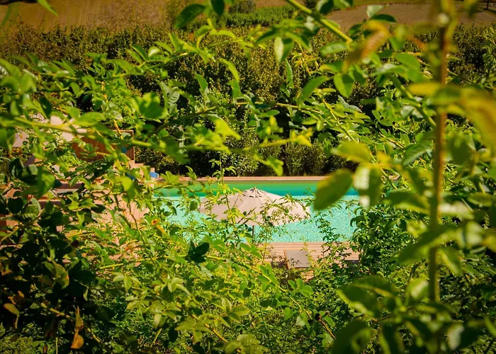 Pampucet, In Monferrato Villa *